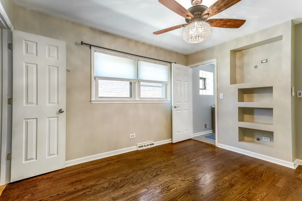 5815 North Oketo Avenue Chicago IL 60631