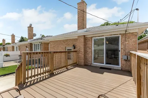 5815 North Oketo Avenue Chicago IL 60631
