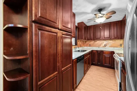 1321 46TH Avenue Rock Island IL 61201