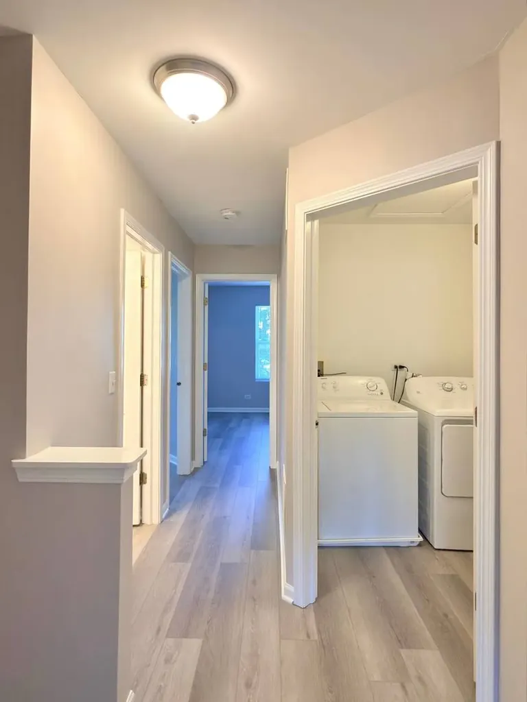 3989 Blackstone Drive Aurora IL 60504