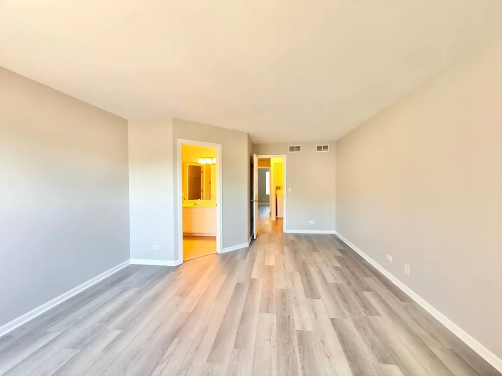 3989 Blackstone Drive Aurora IL 60504