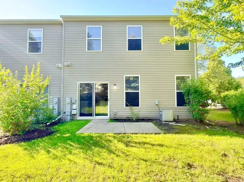 3989 Blackstone Drive Aurora IL 60504