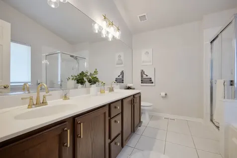 5 Vernon Court South Elgin IL 60177