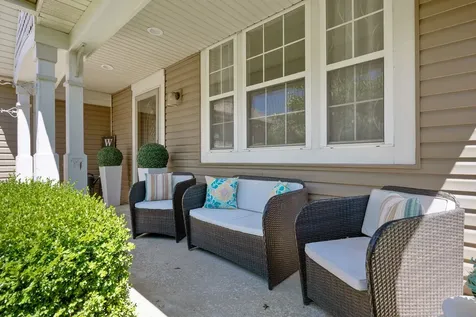 5 Vernon Court South Elgin IL 60177