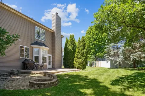 5 Vernon Court South Elgin IL 60177