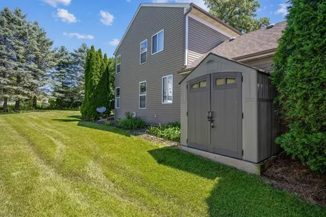 5 Vernon Court South Elgin IL 60177