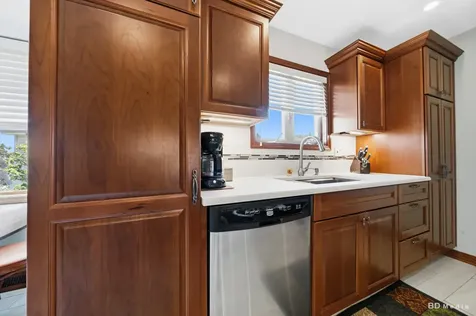 15155 Ridgeway Avenue Midlothian IL 60445