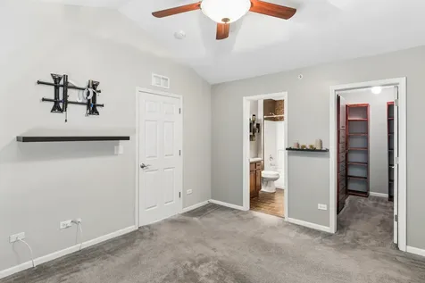 1972 Parkside Drive Shorewood IL 60404