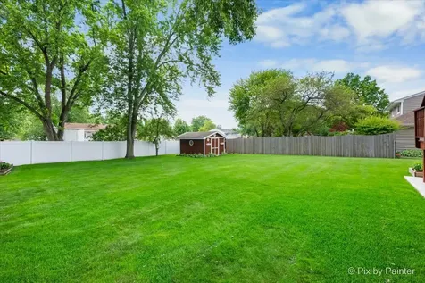 445 Harvest Lane Roselle IL 60172