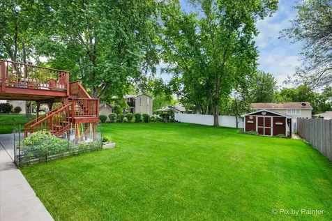 445 Harvest Lane Roselle IL 60172