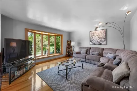 445 Harvest Lane Roselle IL 60172