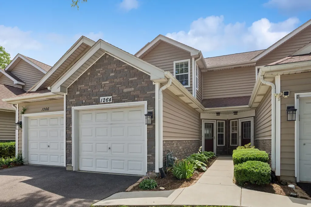 1264 Cranbrook Drive Schaumburg IL 60193