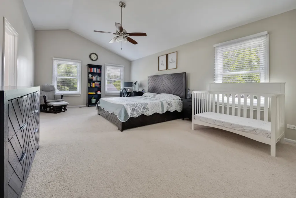 25W055 Canary Court Naperville IL 60540