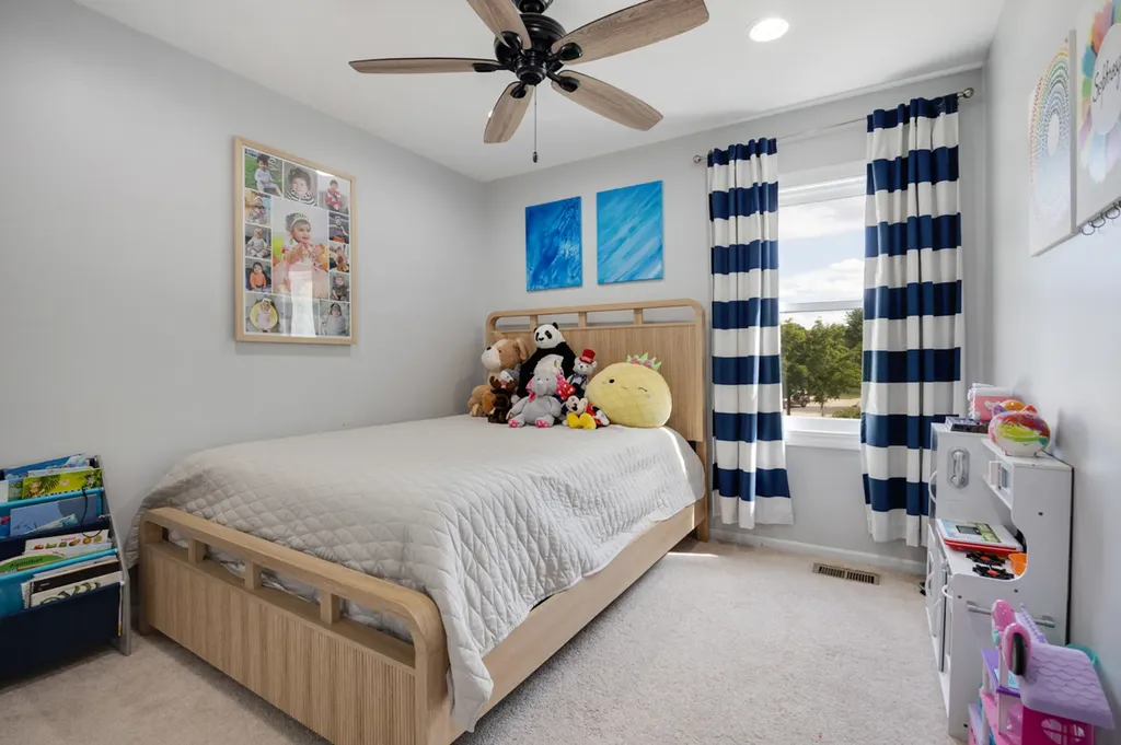 25W055 Canary Court Naperville IL 60540