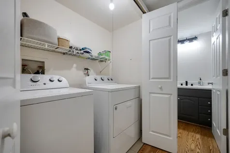 25W055 Canary Court Naperville IL 60540