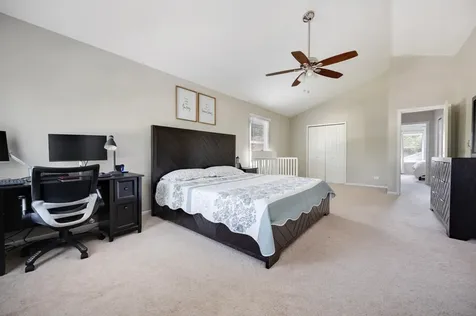 25W055 Canary Court Naperville IL 60540