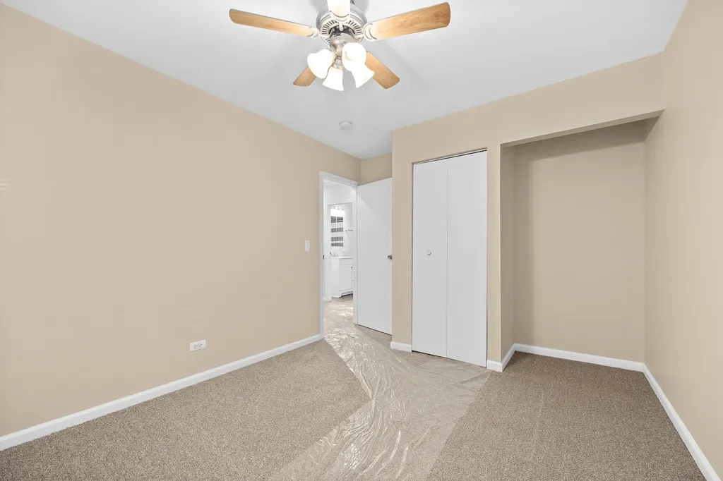 105 Rocklyn Court Bolingbrook IL 60440