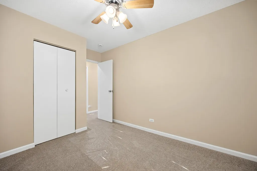 105 Rocklyn Court Bolingbrook IL 60440