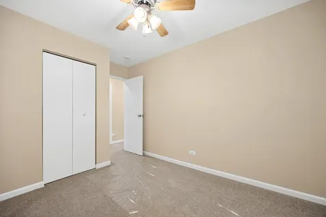 105 Rocklyn Court Bolingbrook IL 60440