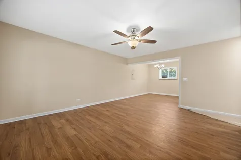 105 Rocklyn Court Bolingbrook IL 60440