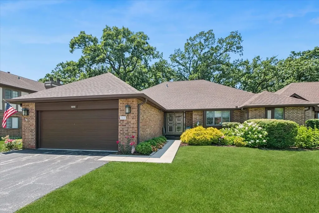 13232 South Oak Ridge Trail Palos Heights IL 60463
