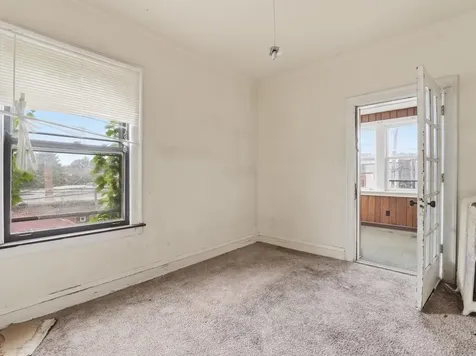 7842 South Constance Avenue Chicago IL 60649