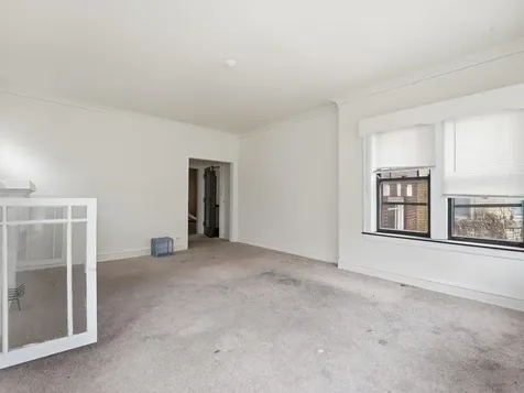 7842 South Constance Avenue Chicago IL 60649