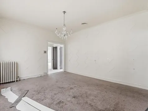 7842 South Constance Avenue Chicago IL 60649