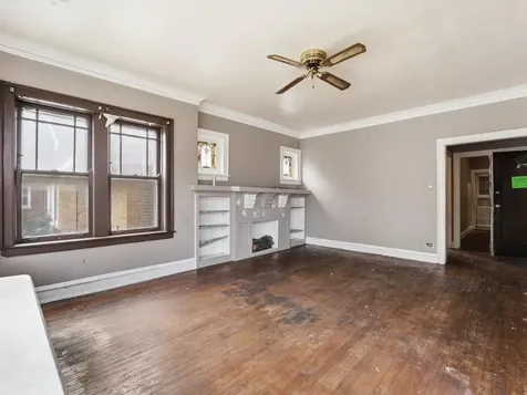 7842 South Constance Avenue Chicago IL 60649