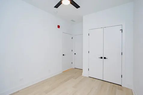 3821 North Ashland Avenue Chicago IL 60613