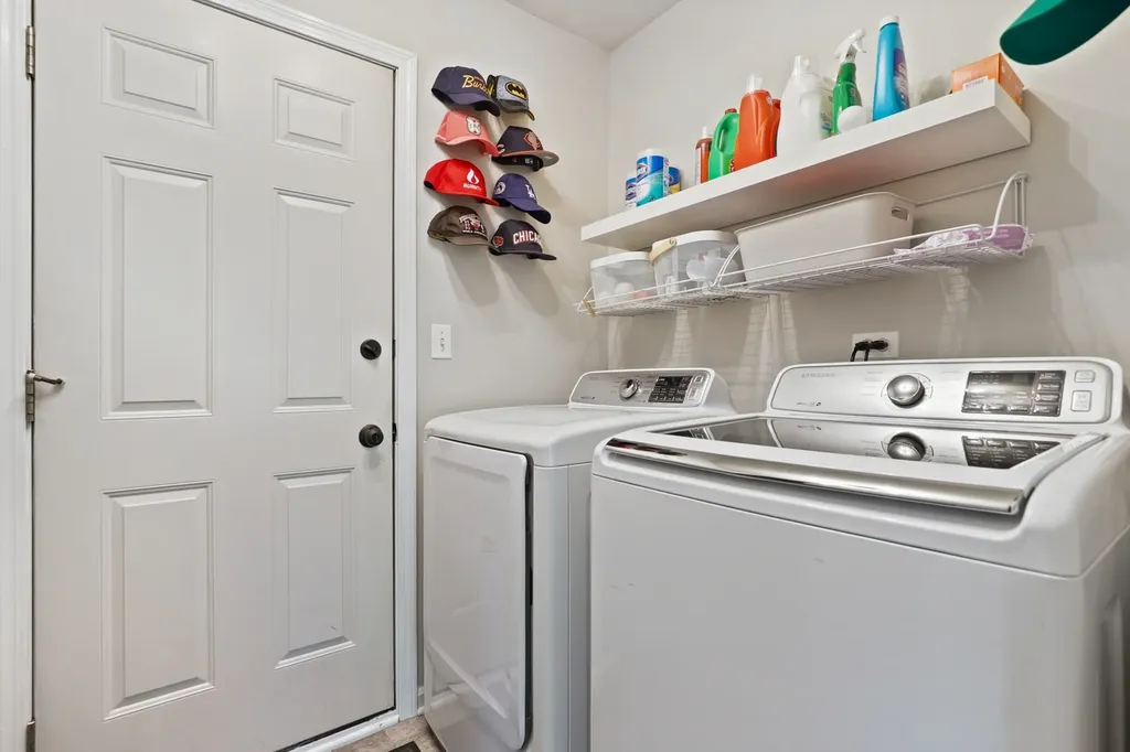 908 Blandford Avenue New Lenox IL 60451