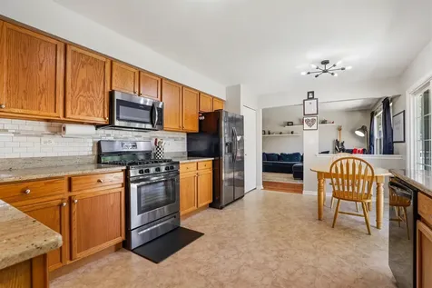 908 Blandford Avenue New Lenox IL 60451
