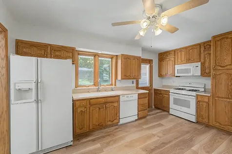 332 Crescent Drive Glenview IL 60025