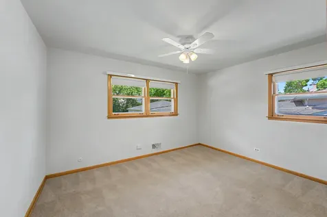 332 Crescent Drive Glenview IL 60025