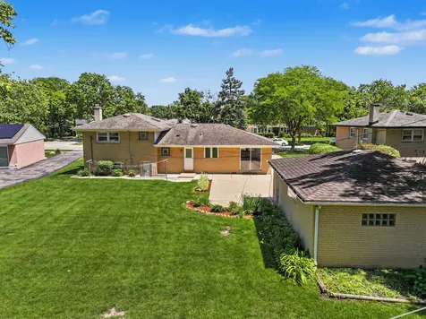 332 Crescent Drive Glenview IL 60025