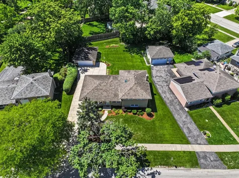 332 Crescent Drive Glenview IL 60025