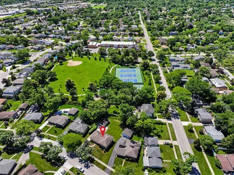 332 Crescent Drive Glenview IL 60025