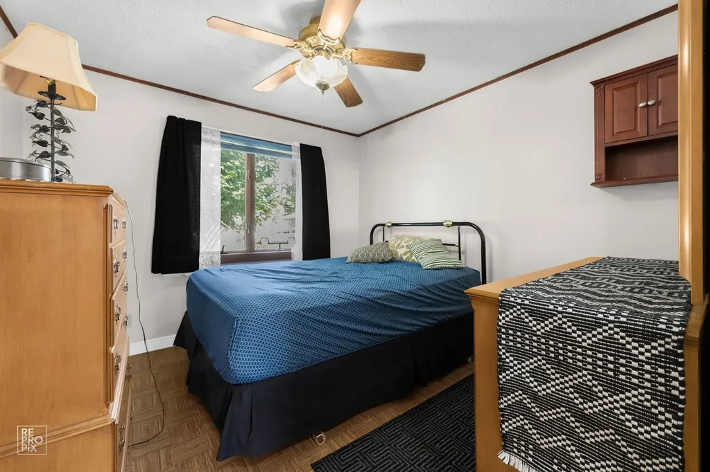 1158 Watson Street Aurora IL 60505