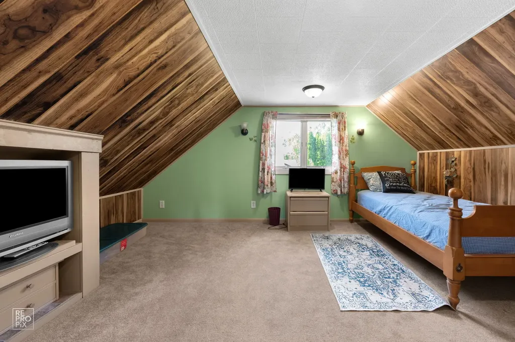 1158 Watson Street Aurora IL 60505