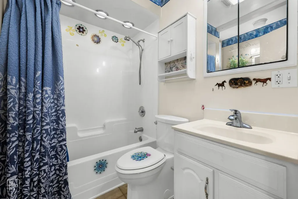 1158 Watson Street Aurora IL 60505