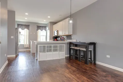 582 Cannonball Drive Grayslake IL 60030