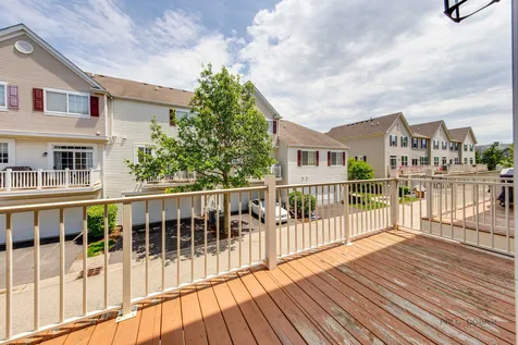 582 Cannonball Drive Grayslake IL 60030