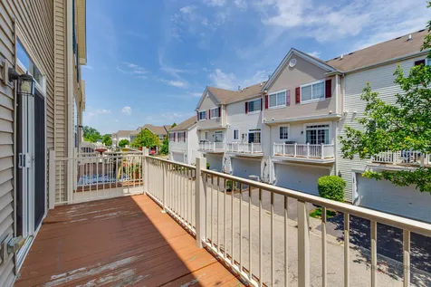 582 Cannonball Drive Grayslake IL 60030