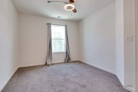 582 Cannonball Drive Grayslake IL 60030