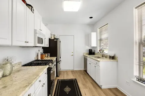 2071 Waverly Lane Algonquin IL 60102