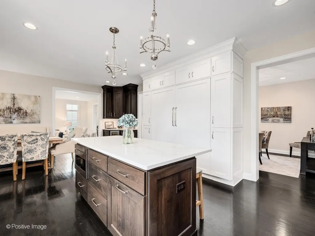 148 Hawkins Circle Wheaton IL 60189