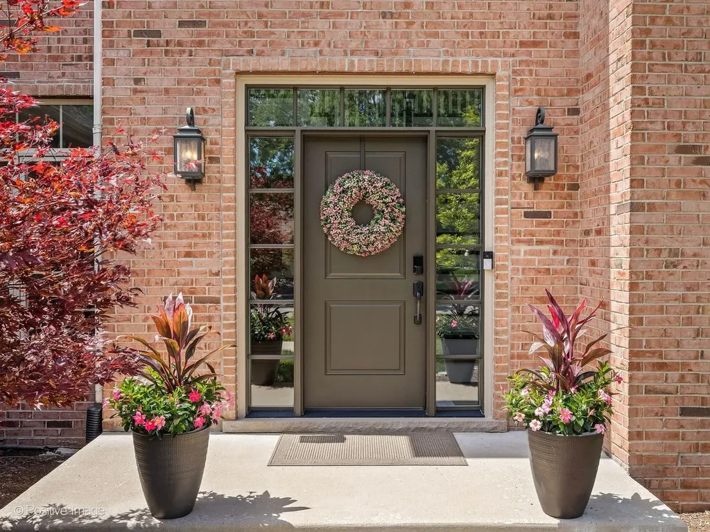 148 Hawkins Circle Wheaton IL 60189