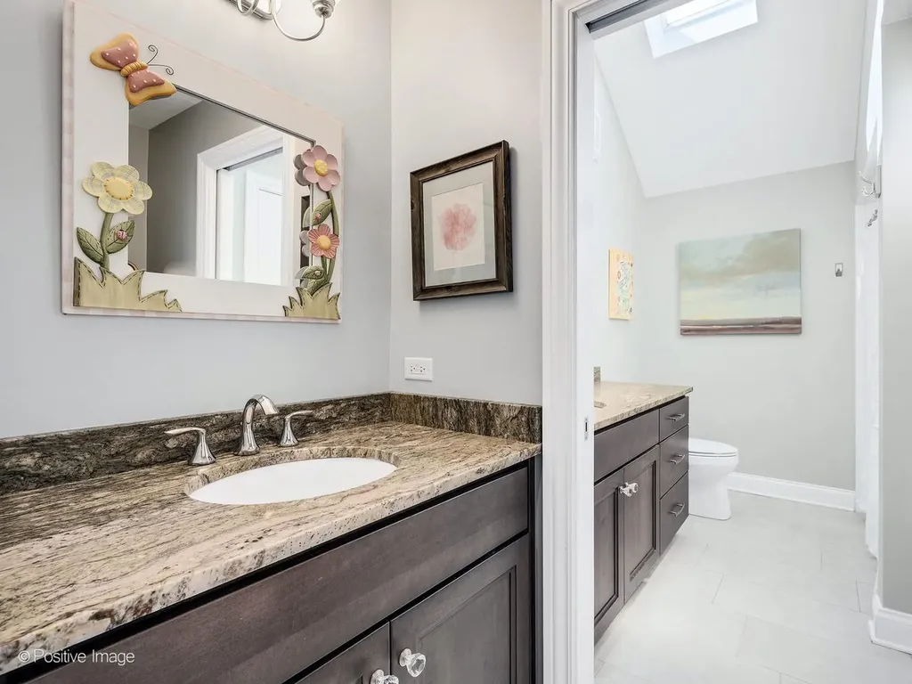 148 Hawkins Circle Wheaton IL 60189