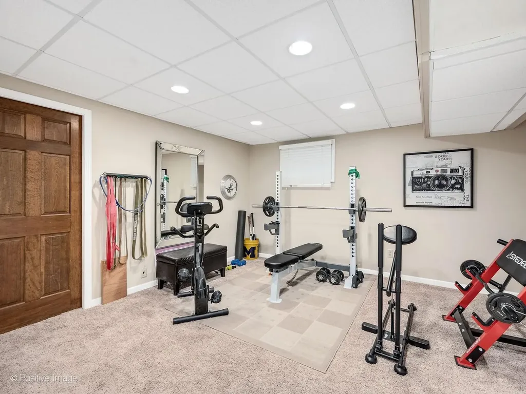 148 Hawkins Circle Wheaton IL 60189