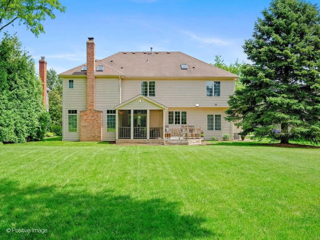 148 Hawkins Circle Wheaton IL 60189